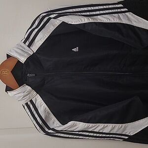 Adidas Meshlined Windbreaker with Hood in Collar. Size Large Black and White